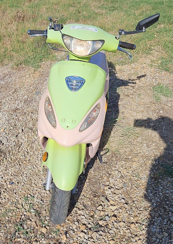 image for item LM9125 2008 BENZHOU MC-08-50B  motorcycle