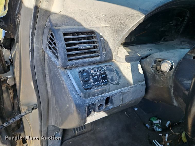 image for item LM9126 2006 Honda Odyssey  van