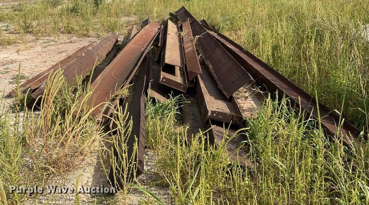 image for item LN9031 (25) metal beams