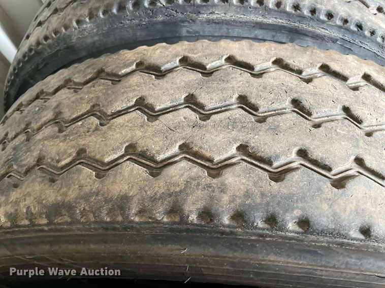 image for item LN9033 (10) tires