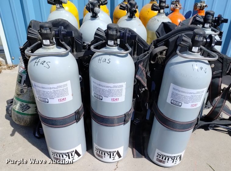image for item LP9671 (17) SCBA tanks