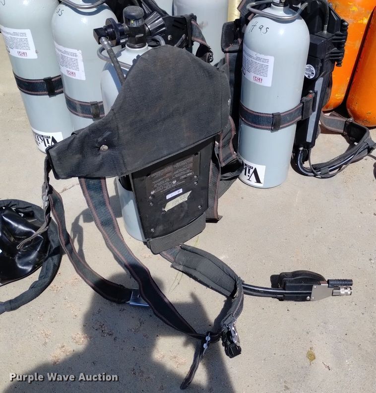 image for item LP9671 (17) SCBA tanks