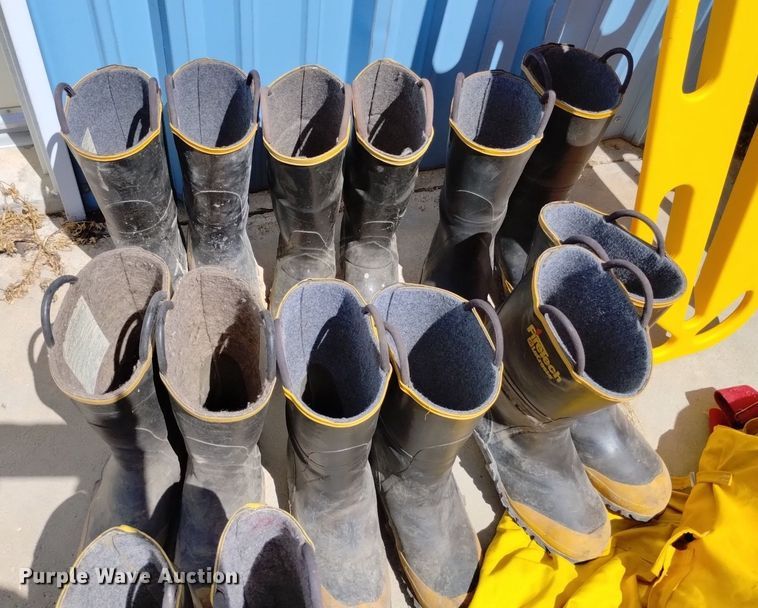 image for item LP9676 Fire fighting equipment