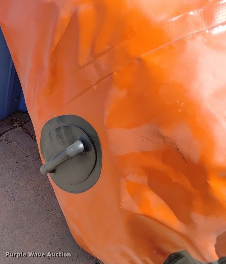 image for item LP9678 Fol-Da-Tank