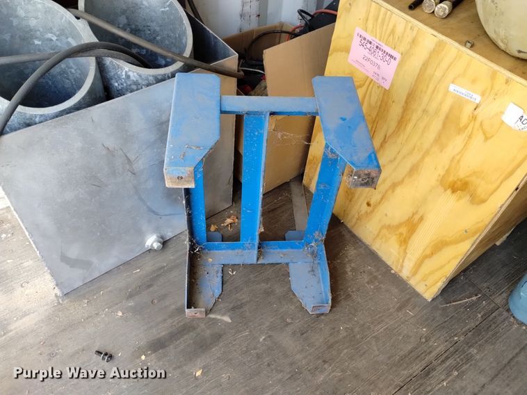 image for item LP9694 Furnas  SBCA filling pump