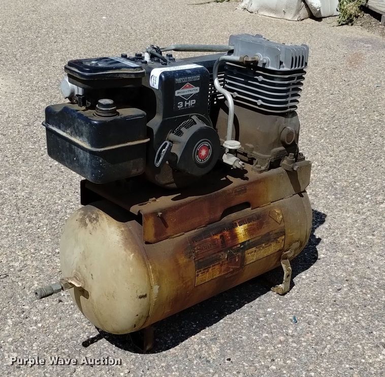 image for item LP9695 (2) air compressors