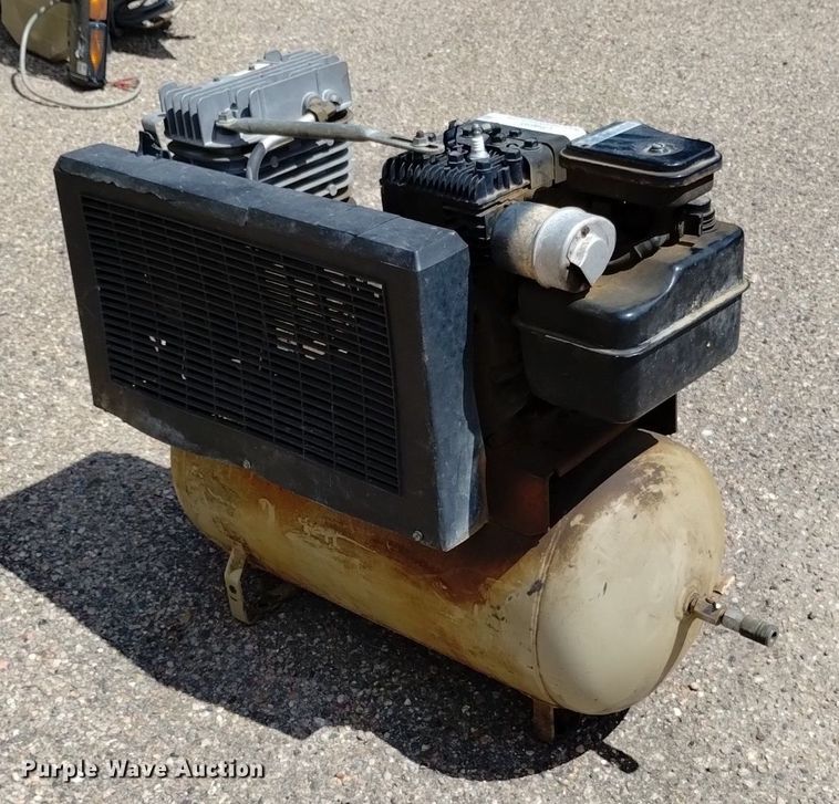 image for item LP9695 (2) air compressors