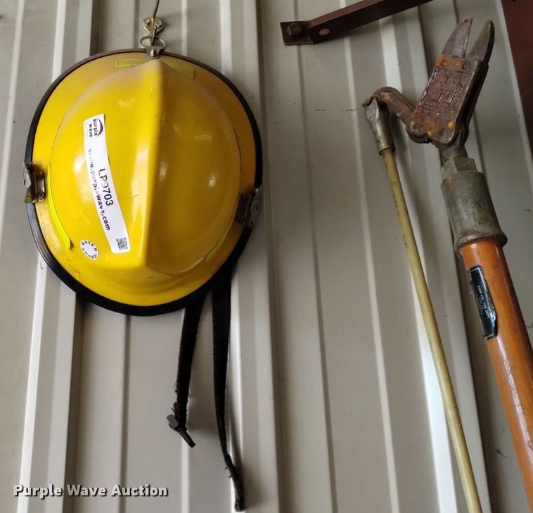 image for item LP9703 (20) fire helmets