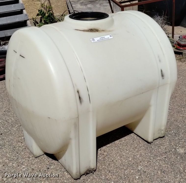 image for item LP9707 (2) poly tanks