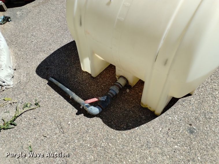 image for item LP9707 (2) poly tanks