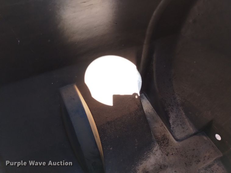 image for item LP9707 (2) poly tanks