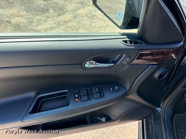 image for item LQ9006 2016 Chevrolet Impala