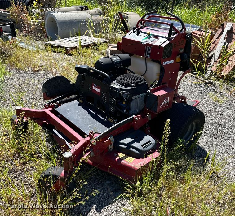 image for item LQ9007 Toro Grandstand 74518  ZTR lawn mower