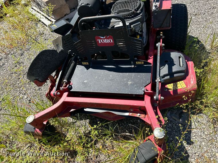 image for item LQ9007 Toro Grandstand 74518  ZTR lawn mower