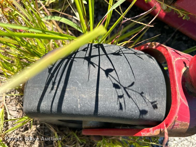 image for item LQ9007 Toro Grandstand 74518  ZTR lawn mower