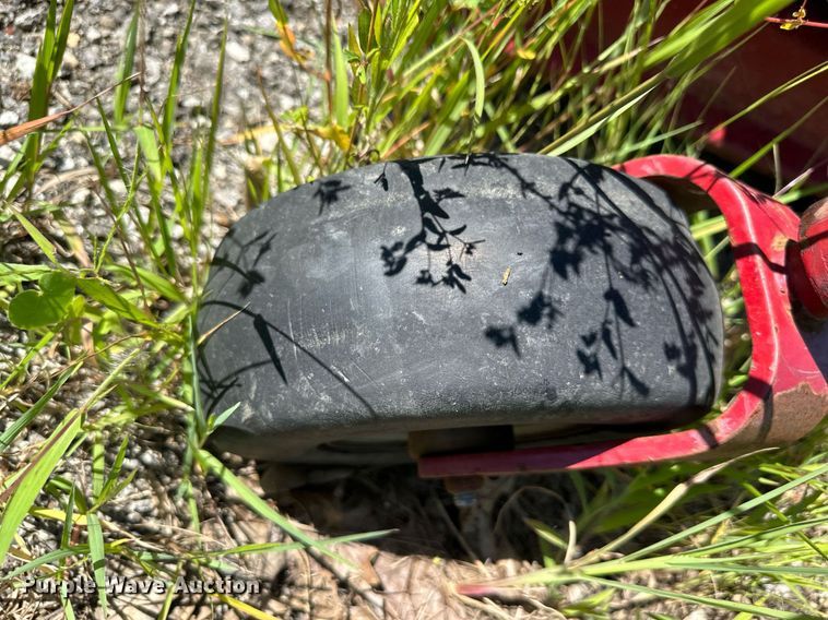 image for item LQ9007 Toro Grandstand 74518  ZTR lawn mower