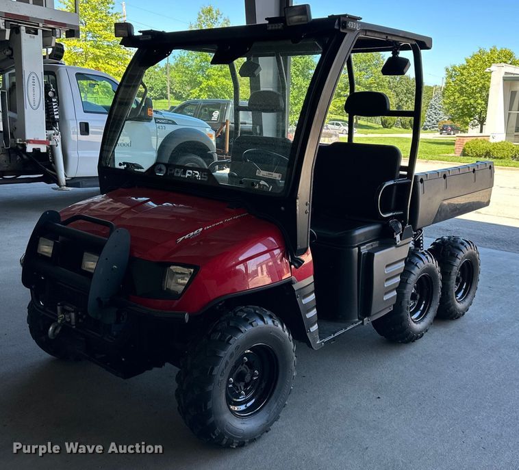 image for item LQ9008 2008 Polaris Ranger 700  utility vehicle