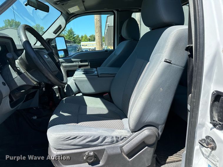 image for item LQ9013 2012 Ford F350 Super Duty  SuperCab pickup truck