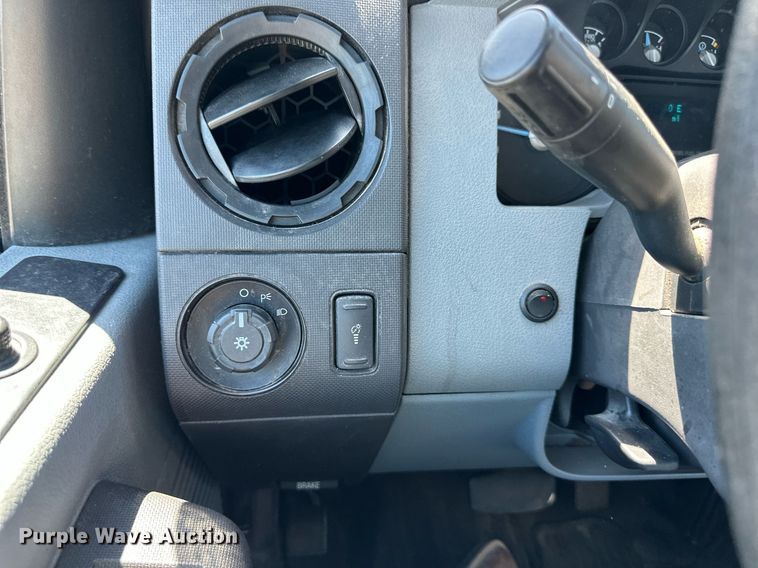 image for item LQ9013 2012 Ford F350 Super Duty  SuperCab pickup truck