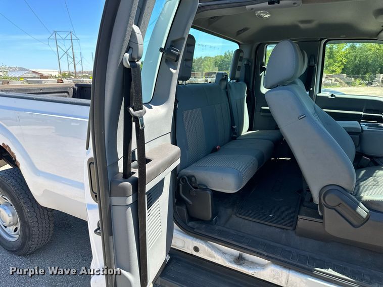 image for item LQ9013 2012 Ford F350 Super Duty  SuperCab pickup truck