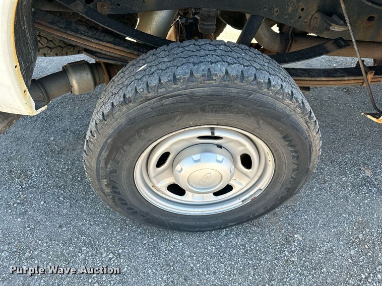 image for item LQ9013 2012 Ford F350 Super Duty  SuperCab pickup truck