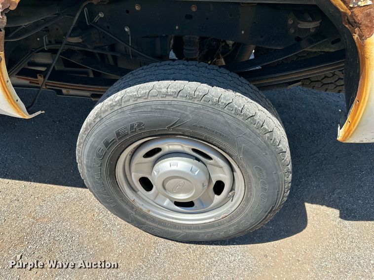 image for item LQ9013 2012 Ford F350 Super Duty  SuperCab pickup truck