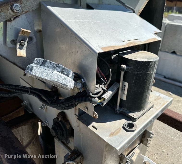 image for item LQ9013 2012 Ford F350 Super Duty  SuperCab pickup truck