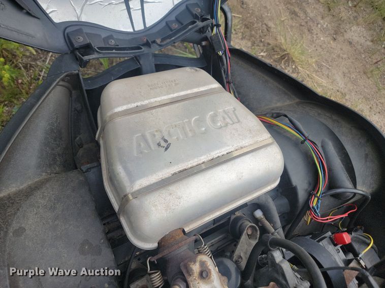image for item LQ9114 2006 Arctic Cat 660  snowmobile