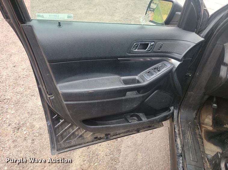 image for item LQ9115 2013 Ford Explorer Police Interceptor  SUV