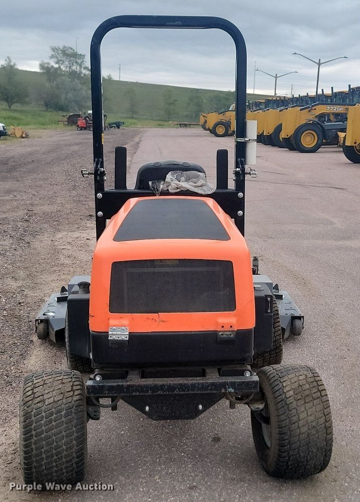 image for item LQ9116 Jacobsen Turfcat 628D  lawn mower