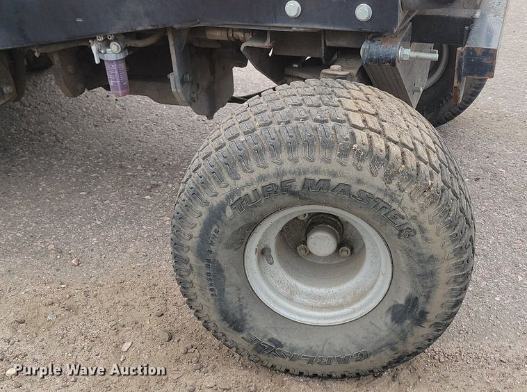 image for item LQ9116 Jacobsen Turfcat 628D  lawn mower