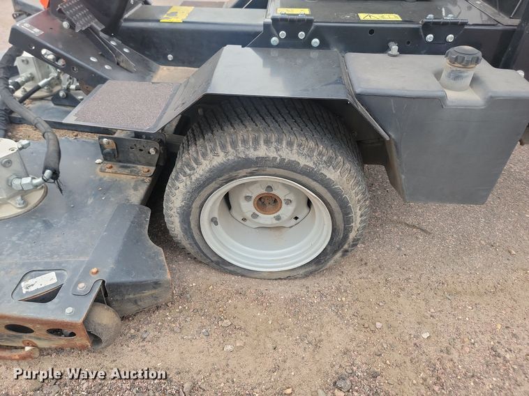 image for item LQ9116 Jacobsen Turfcat 628D  lawn mower