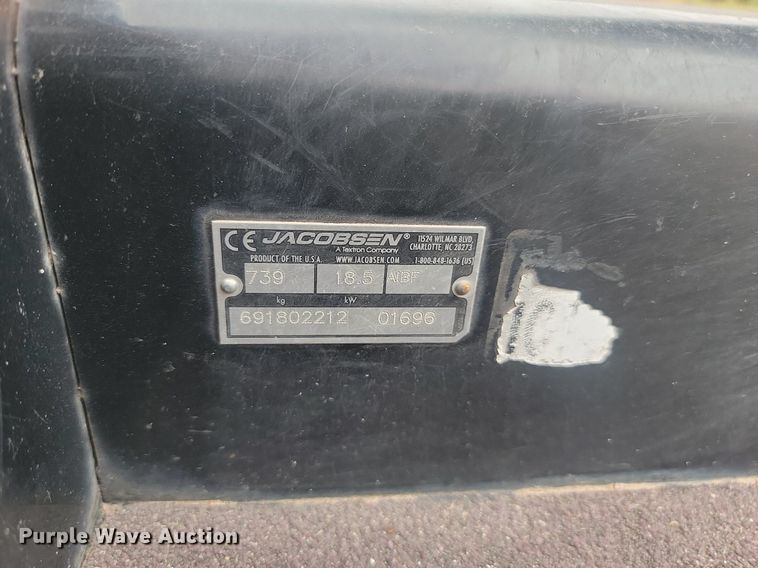 image for item LQ9116 Jacobsen Turfcat 628D  lawn mower