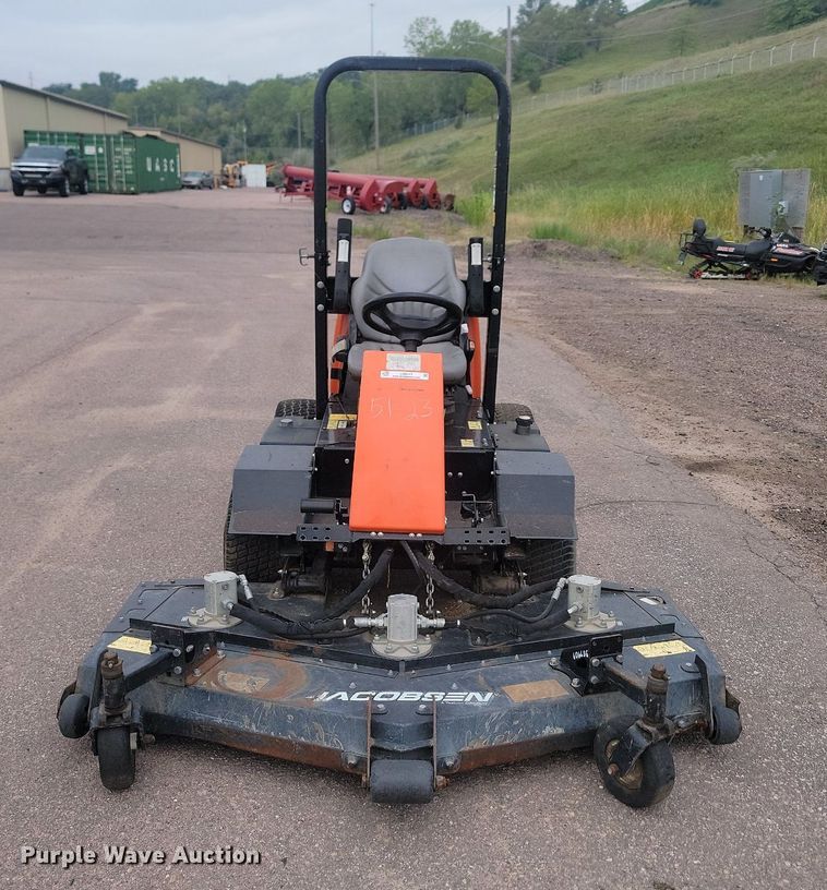 image for item LQ9117 Jacobsen Turfcat 628D  lawn mower