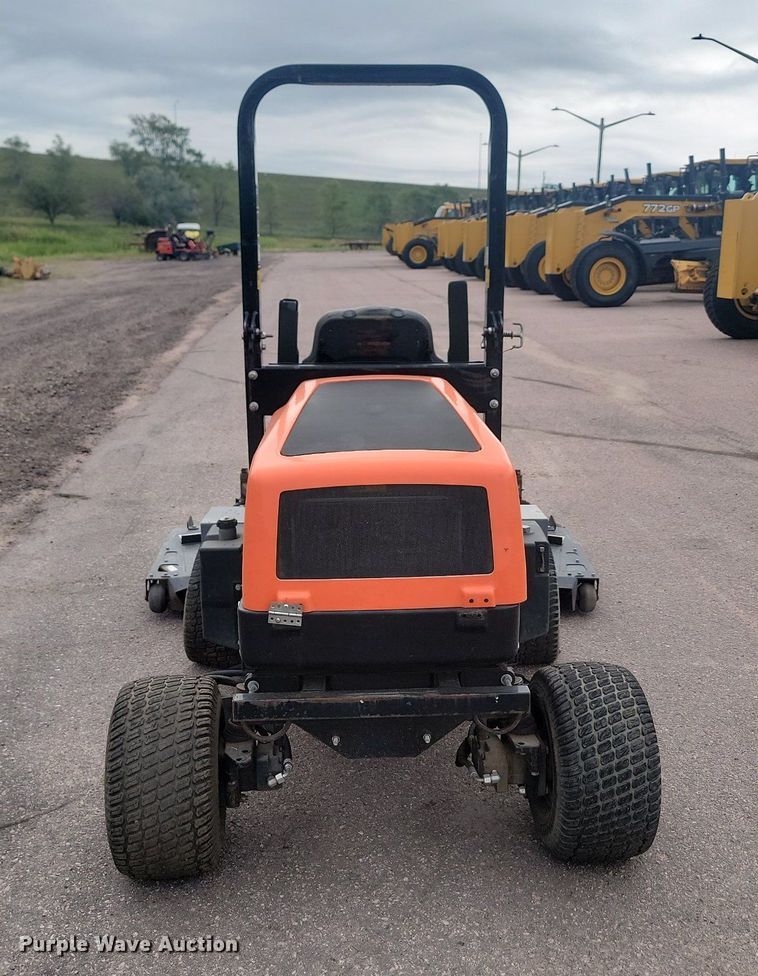 image for item LQ9117 Jacobsen Turfcat 628D  lawn mower