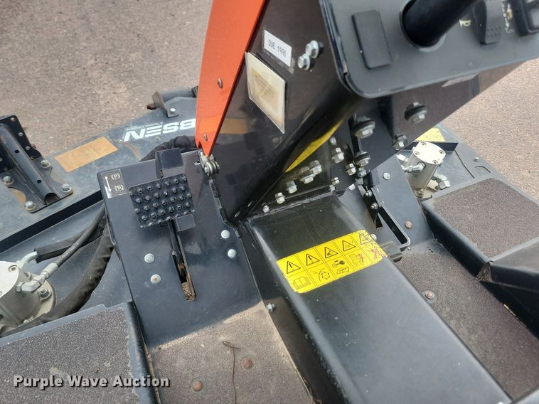 image for item LQ9117 Jacobsen Turfcat 628D  lawn mower