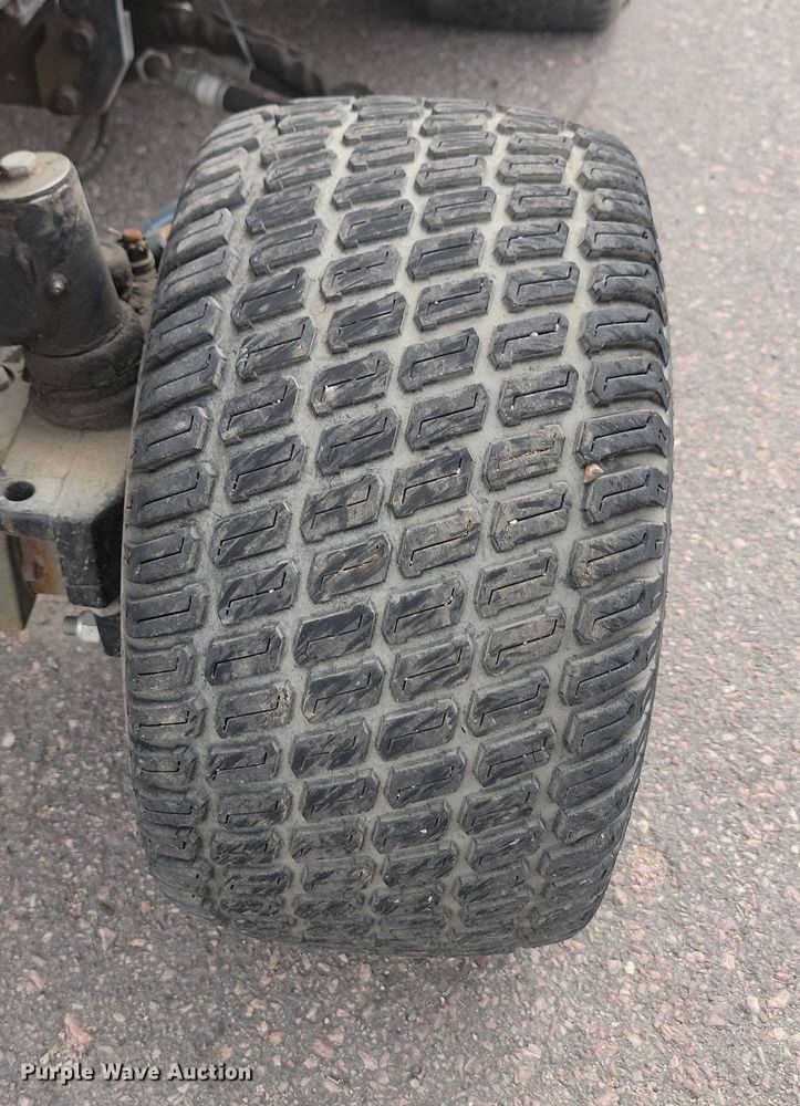 image for item LQ9117 Jacobsen Turfcat 628D  lawn mower