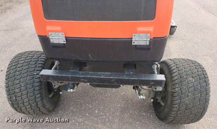 image for item LQ9118 Jacobsen Turfcat 628D  lawn mower