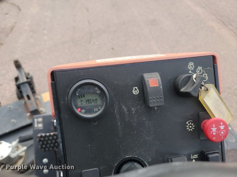 image for item LQ9118 Jacobsen Turfcat 628D  lawn mower