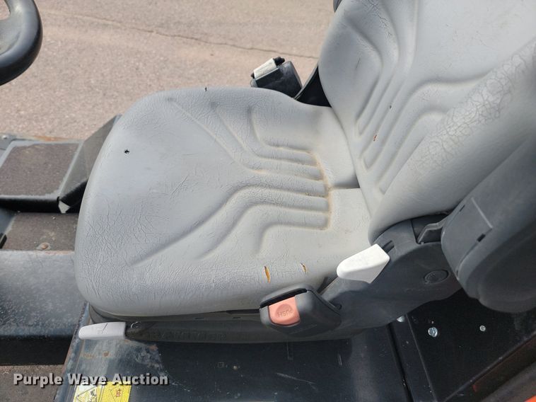 image for item LQ9119 Jacobsen Turfcat 628D  lawn mower