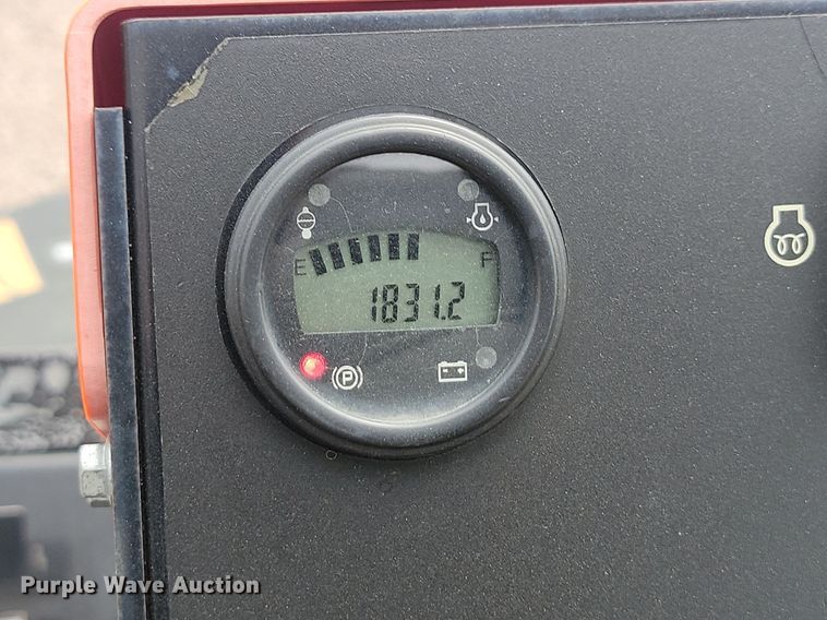 image for item LQ9119 Jacobsen Turfcat 628D  lawn mower