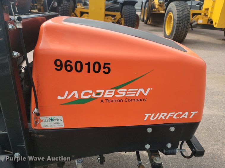 image for item LQ9119 Jacobsen Turfcat 628D  lawn mower