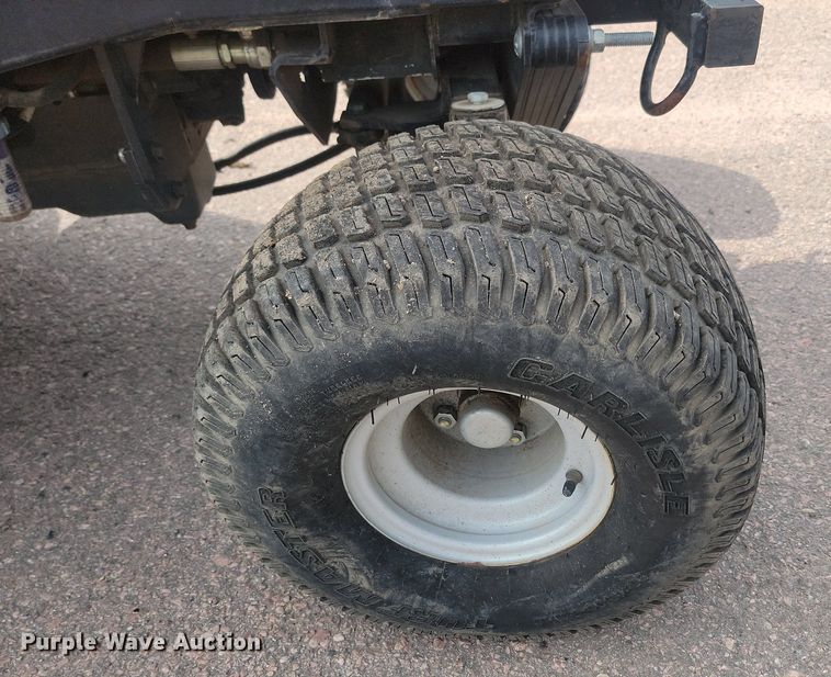 image for item LQ9119 Jacobsen Turfcat 628D  lawn mower