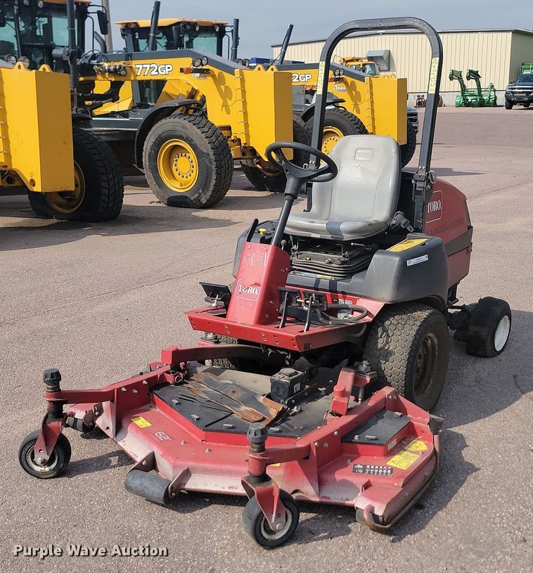 image for item LQ9120 Toro Groundsmaster 3280D  lawn mower