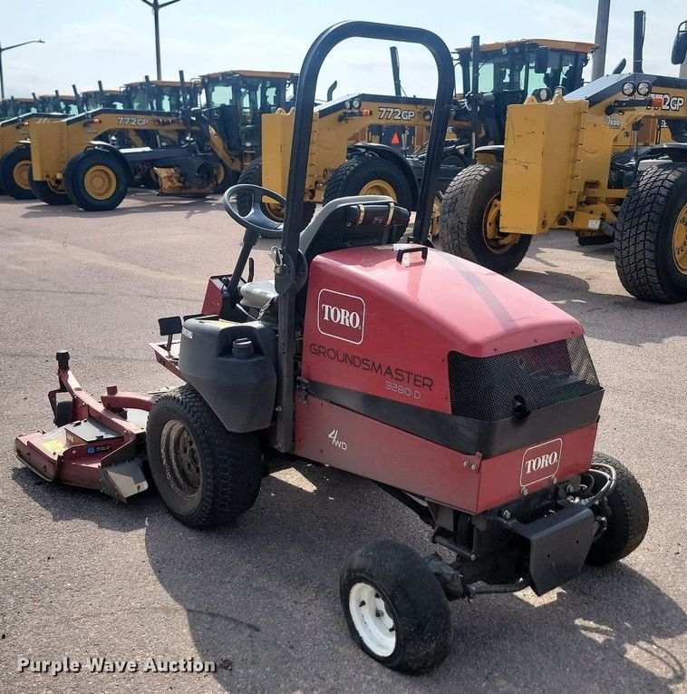 image for item LQ9120 Toro Groundsmaster 3280D  lawn mower