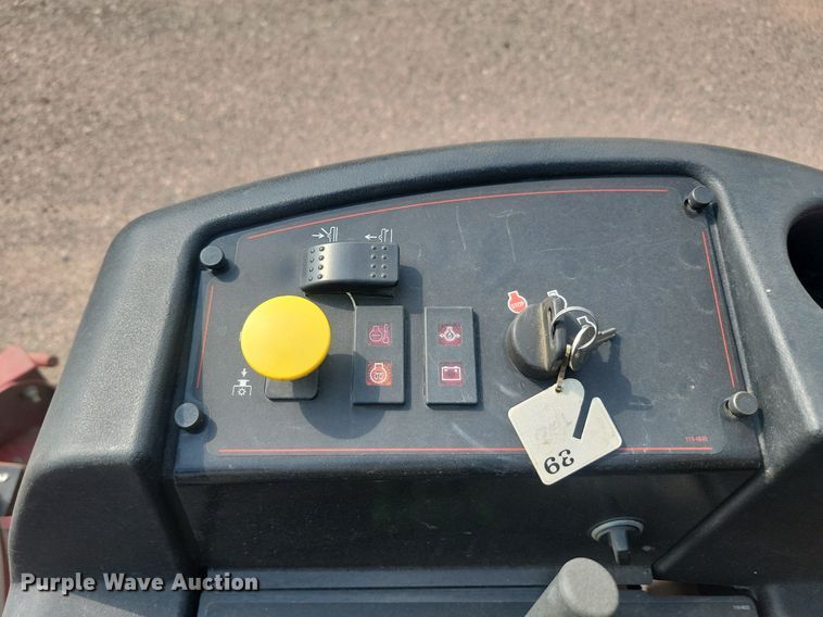 image for item LQ9120 Toro Groundsmaster 3280D  lawn mower