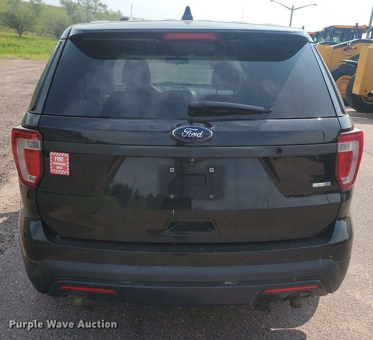 image for item LQ9121 2016 Ford Explorer Police Interceptor  SUV
