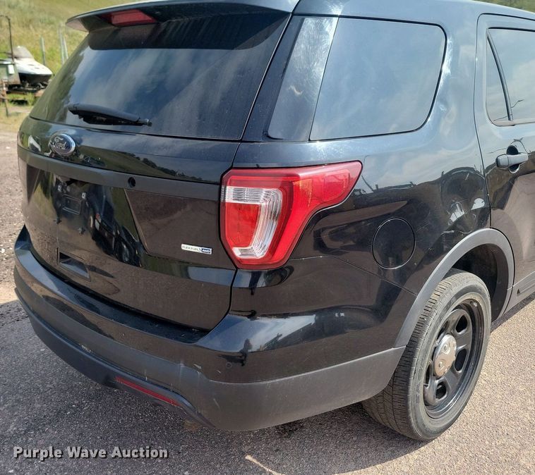 image for item LQ9121 2016 Ford Explorer Police Interceptor  SUV