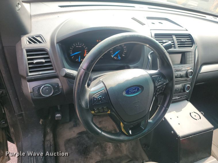 image for item LQ9121 2016 Ford Explorer Police Interceptor  SUV