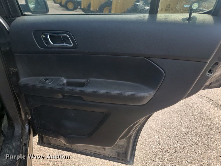 image for item LQ9121 2016 Ford Explorer Police Interceptor  SUV